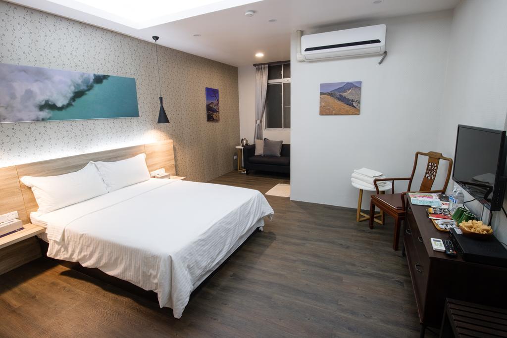 Cozy Cozy Hostel Tainan Esterno foto