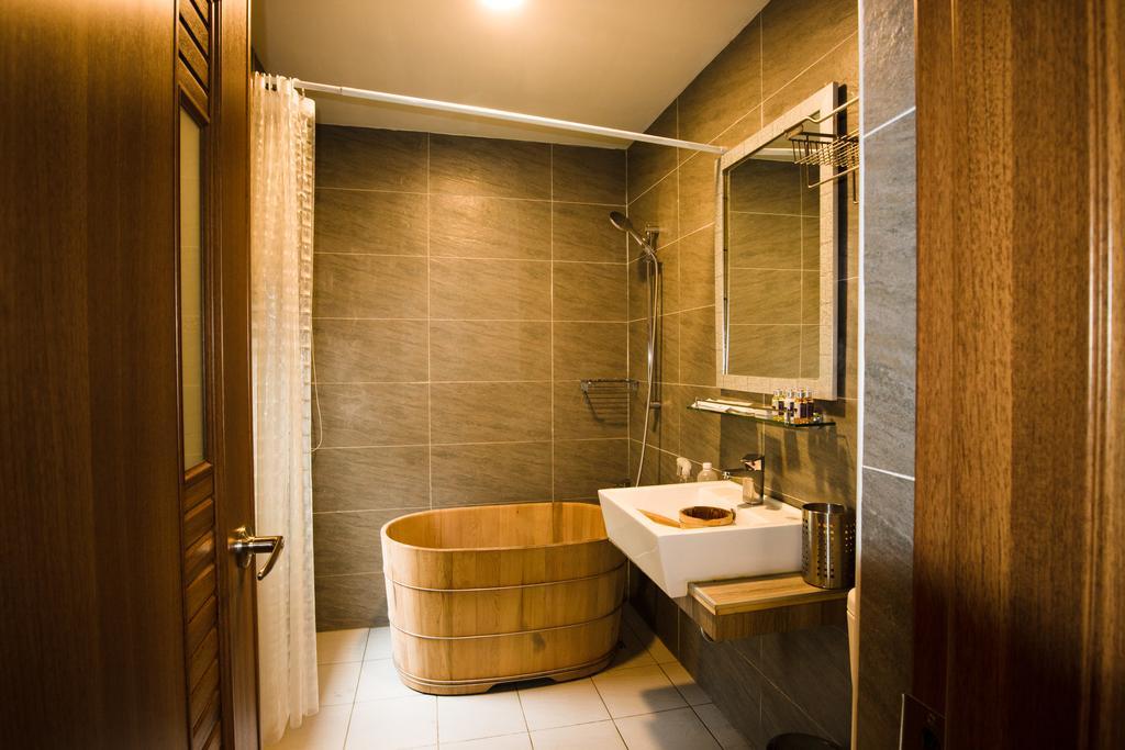 Cozy Cozy Hostel Tainan Esterno foto